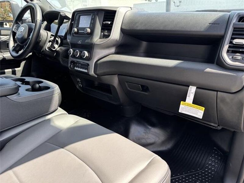 2024 RAM 5500HD TradesmanImage 12