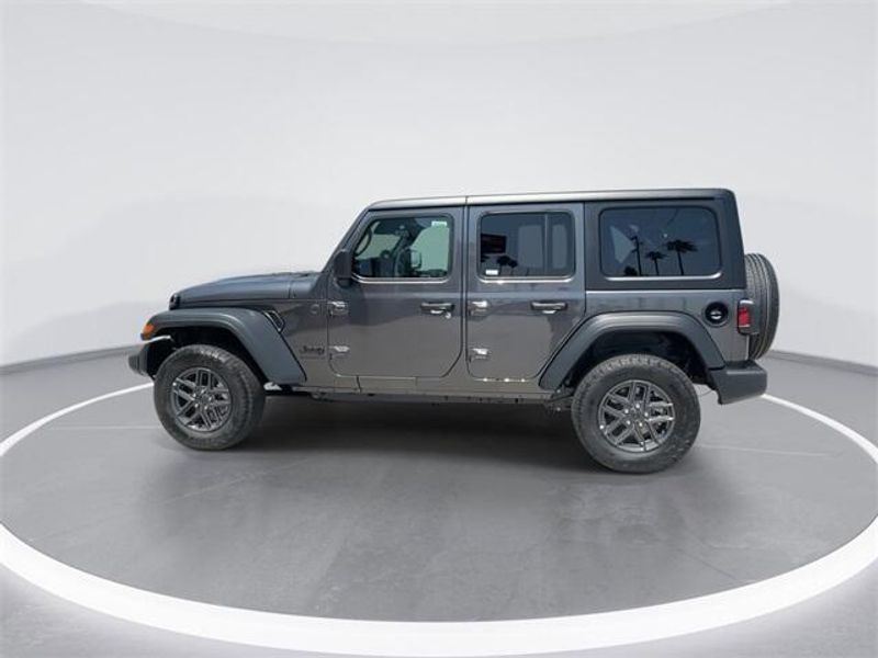 2025 Jeep Wrangler Unlimited Sport S photo 5