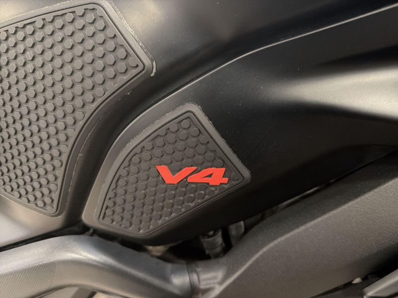 Used 2021 Ducati STREETFIGHTER V4S Image 27
