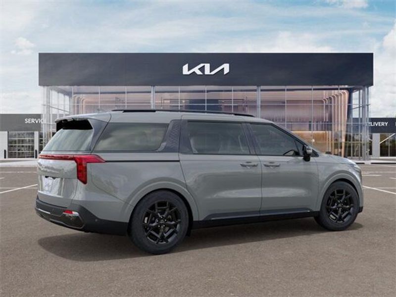 2025 Kia Carnival SXImage 6