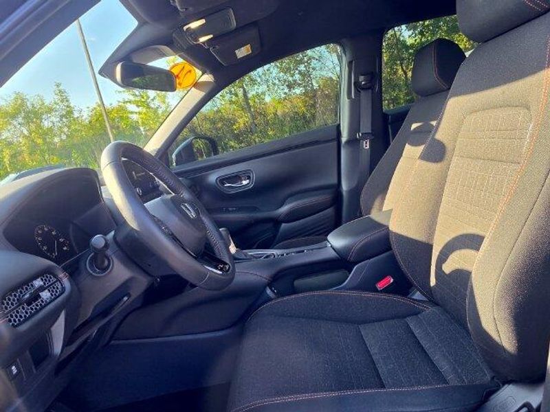 Used 2024 Honda HR-V SportImage 21