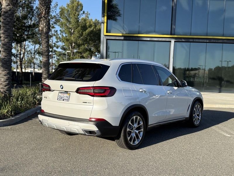 2022 BMW X5 xDrive40iImage 5