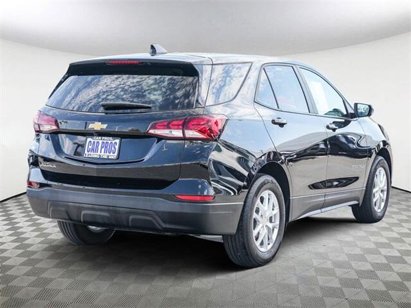 2022 Chevrolet Equinox LSImage 8