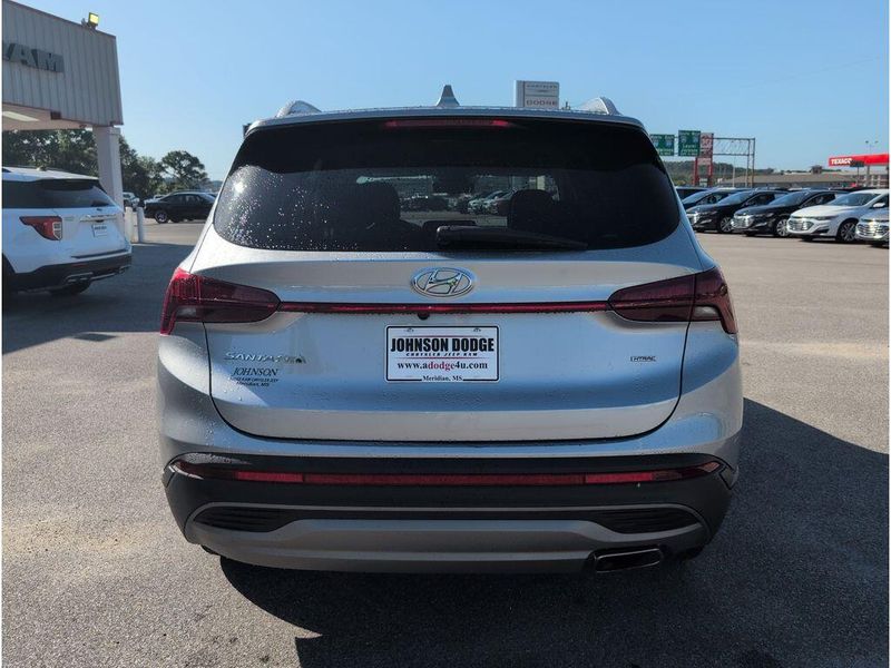 2023 Hyundai Santa Fe SELImage 4