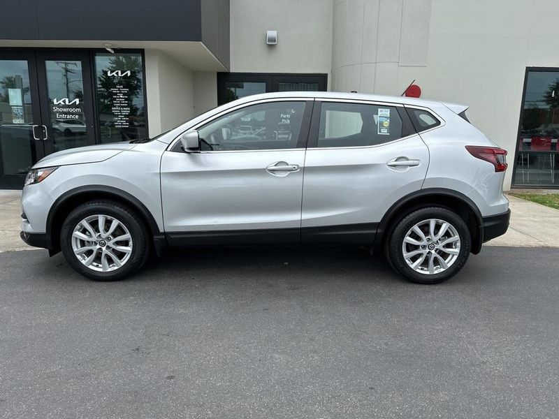 2022 Nissan Rogue Sport SImage 8