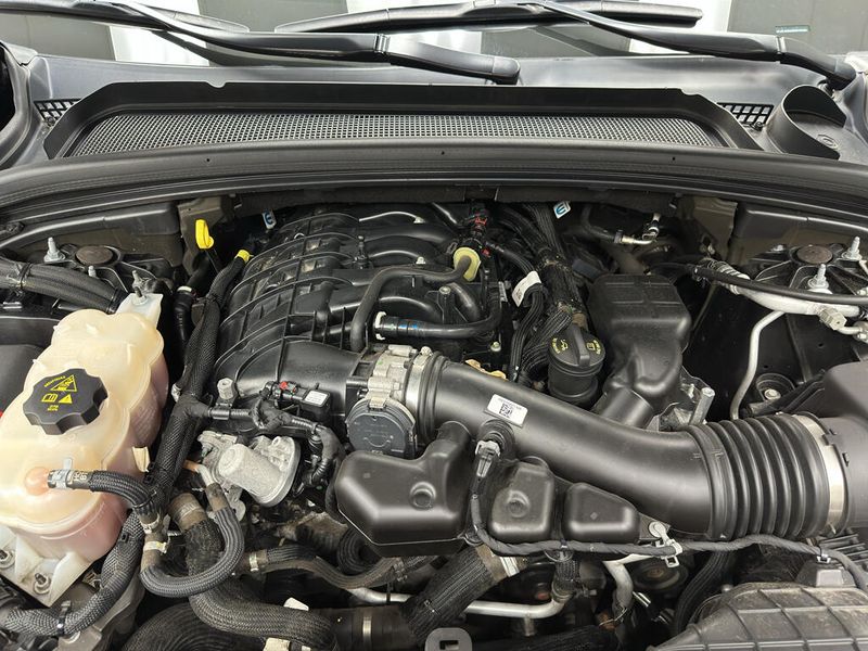 Used 2022 Jeep Grand Cherokee L LimitedImage 18