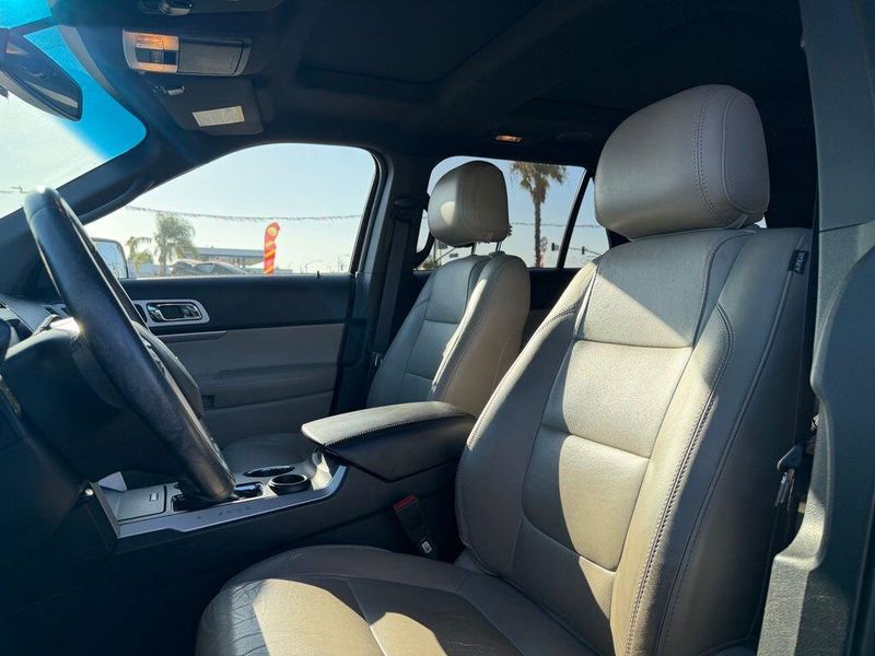 Used 2014 Ford Explorer XLTImage 12