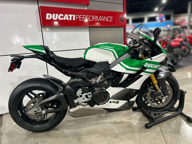 Used 2025 Ducati PANIGALE V4 TRICOLORE Image 4