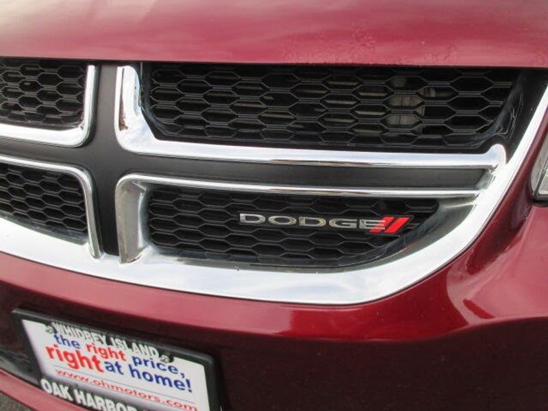 2017 Dodge Grand Caravan SXTImage 4