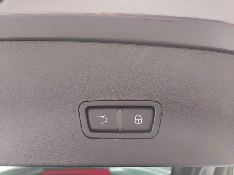 Used 2024 Alfa Romeo Tonale Veloce Premium AWD w/SunroofImage 16