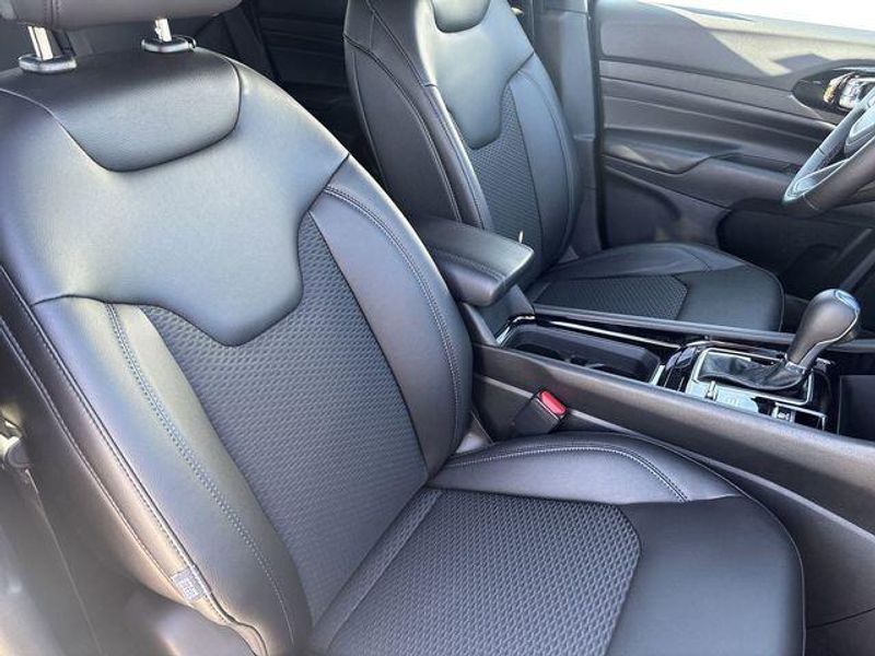 New 2026 Jeep Compass Latitude Altitude 4x4Image 11