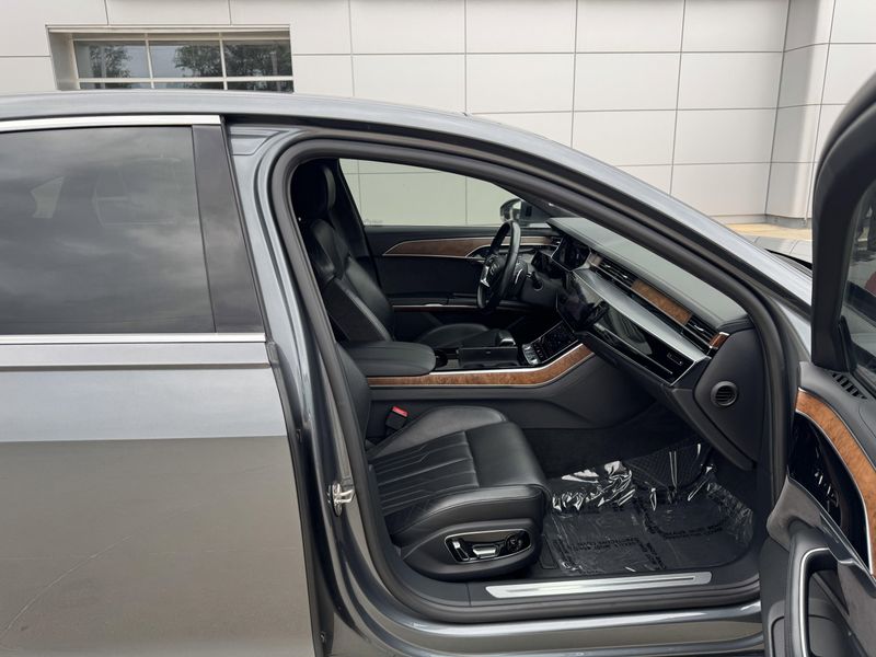 Used 2019 Audi A8 L Image 12