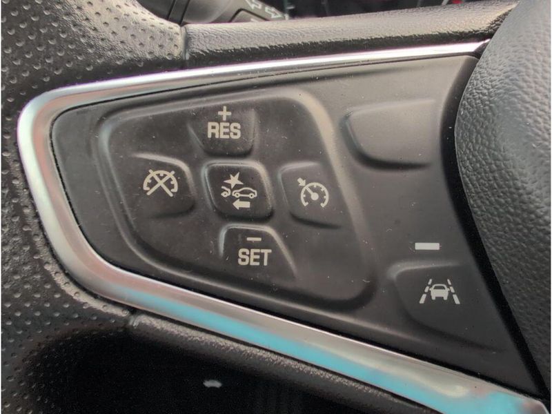 Used 2024 Chevrolet Malibu LTImage 24