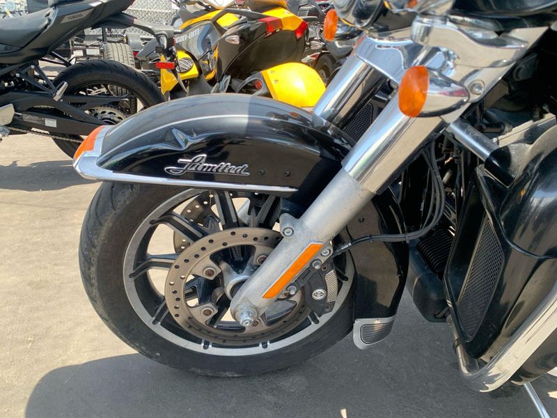 Used 2014 Harley-Davidson Electra Glide Ultra Limited Image 10