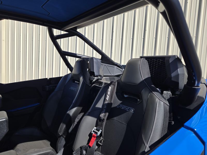 NEW 2026 POLARIS RZR PRO R 4 ULTRA EDITION Image 17