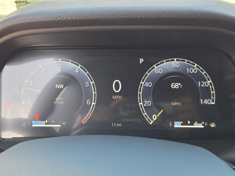 New 2026 Jeep Grand Cherokee Laredo X 4x2