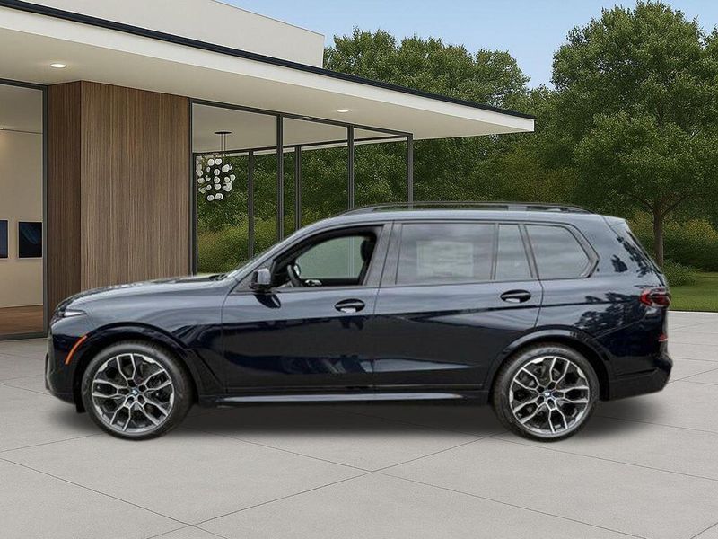 New 2026 BMW X7 xDrive40iImage 13
