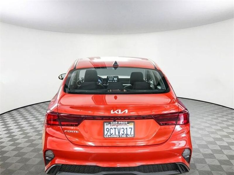 2023 Kia Forte LXSImage 7
