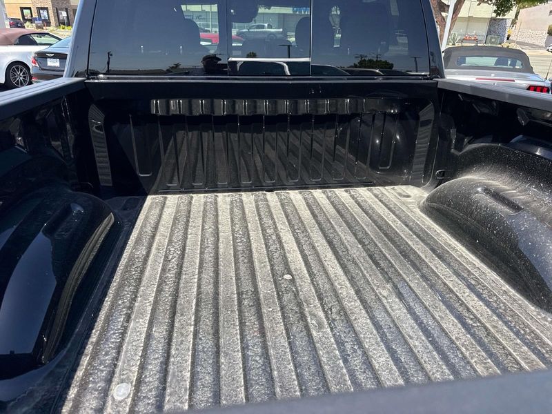 New 2026 RAM 1500 Big Horn Crew Cab 4x2 5'7' Box