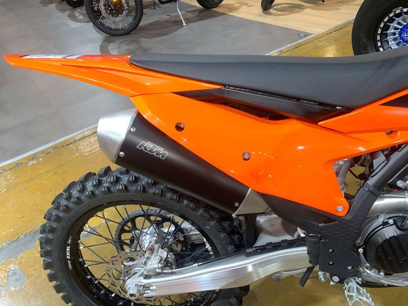 New 2025 KTM 350 SX-F Image 12
