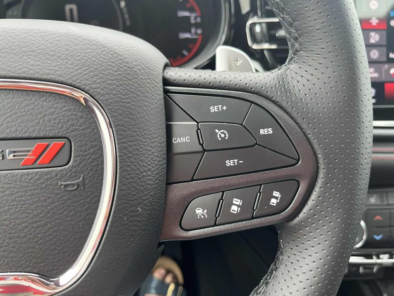 New 2025 Dodge Durango R/T Plus AwdImage 18
