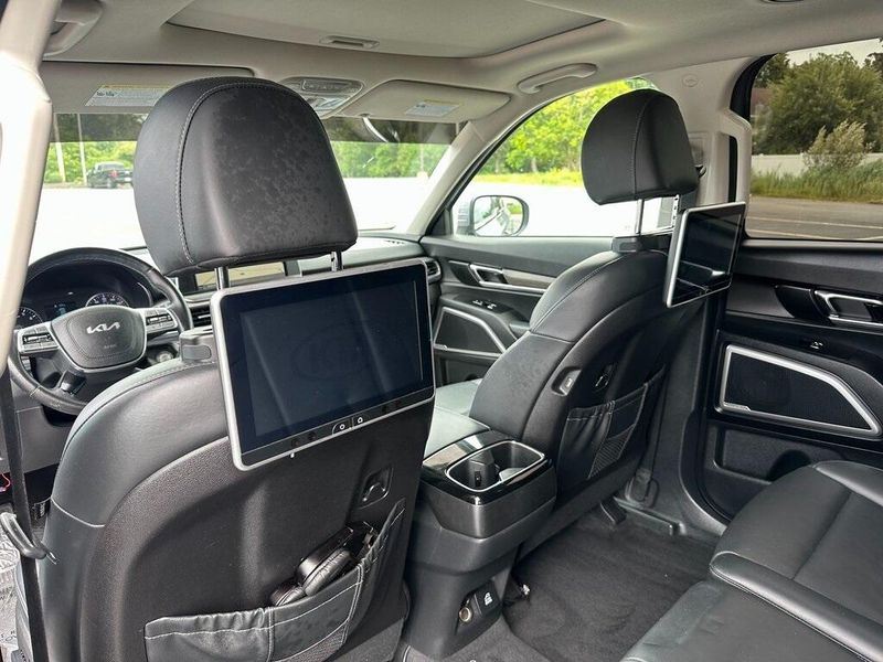 2022 Kia Telluride EX photo 21