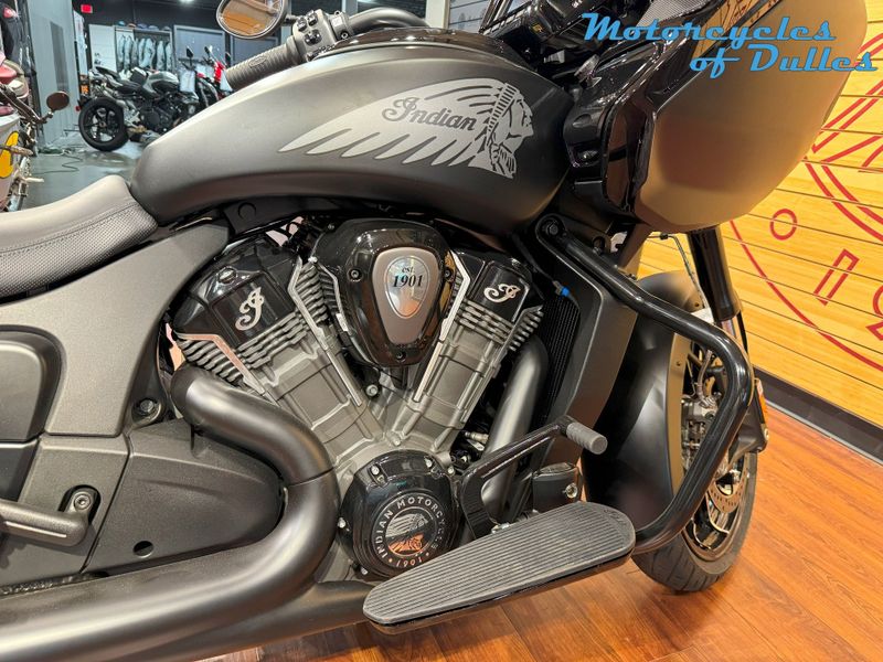 2024 Indian Motorcycle Challenger Dark Horse Audio Pkg Image 18
