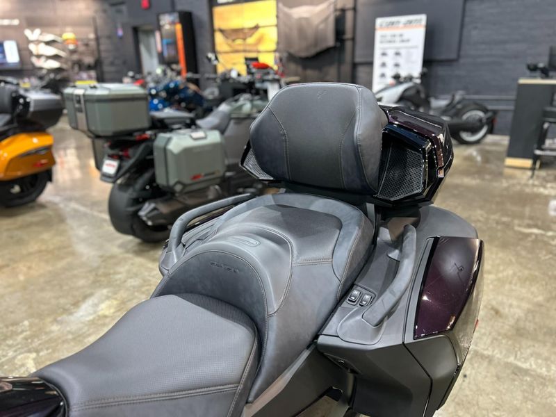 New 2025 Can-Am SPYDER RT SEA-TO-SKY (SE6) Image 24