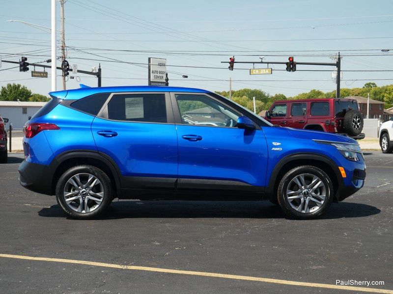 Used 2023 Kia Seltos LX