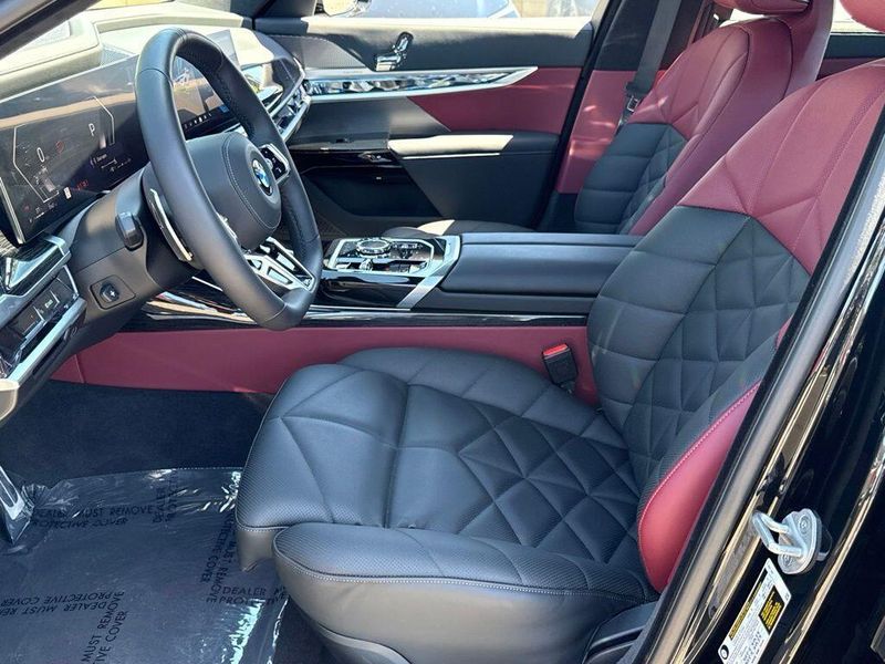 Used 2026 BMW 7 Series 740iImage 21