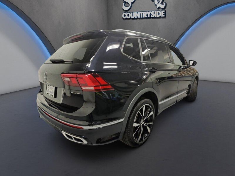 Used 2024 Volkswagen Tiguan AWD SEL R-Line w/Sunroof/NavImage 16