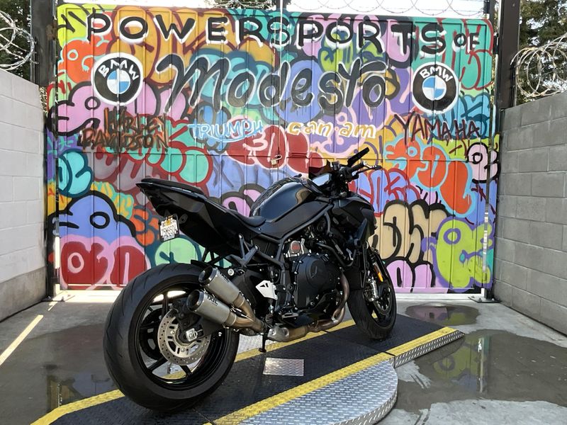 2021 Kawasaki Z H2 Image 8