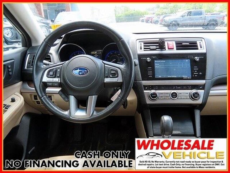 2015 Subaru Outback 2.5iImage 11
