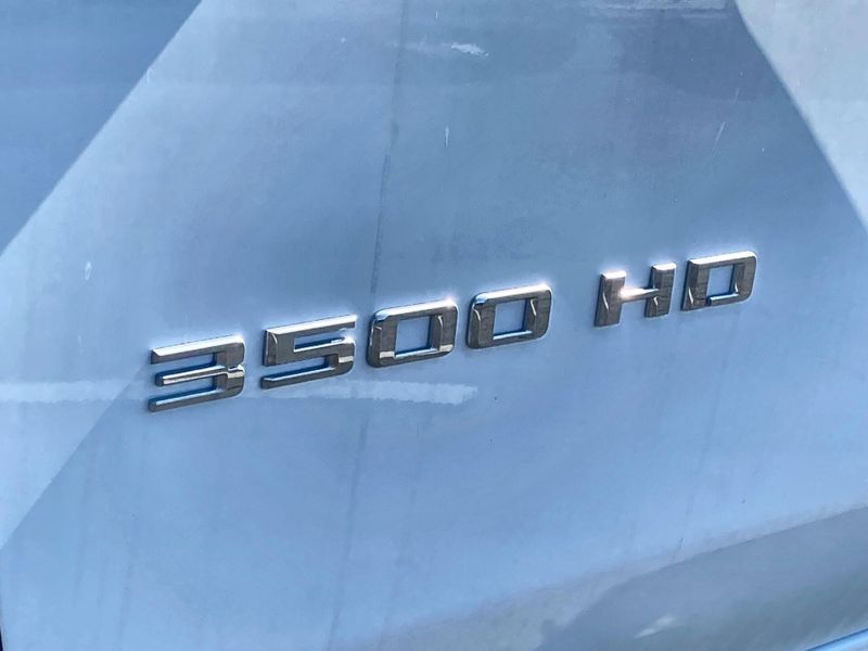 New 2025 Chevrolet Silverado 3500HD CC Work TruckImage 31