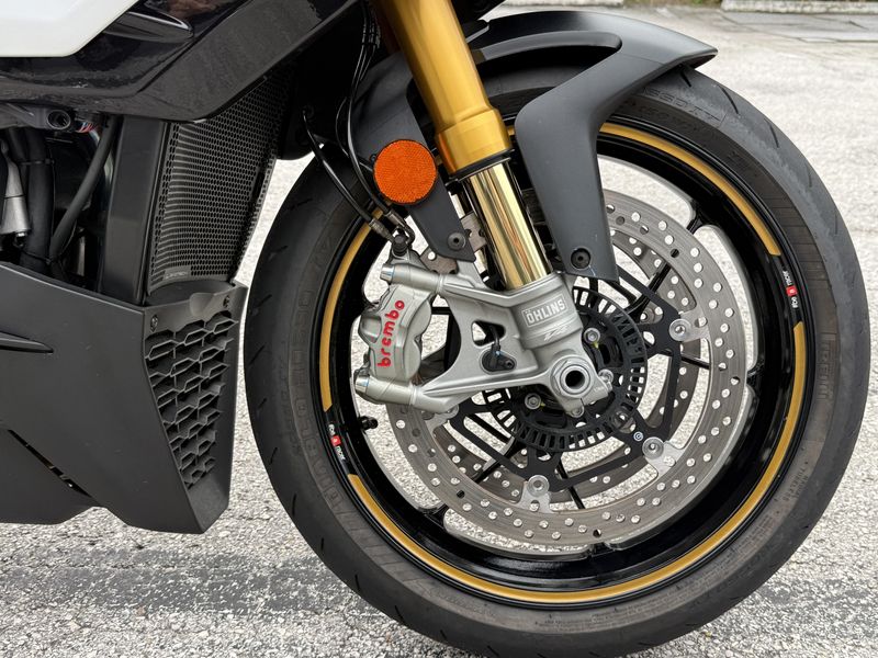 Used 2024 Aprilia TUONO V4 1100 FACTORY 