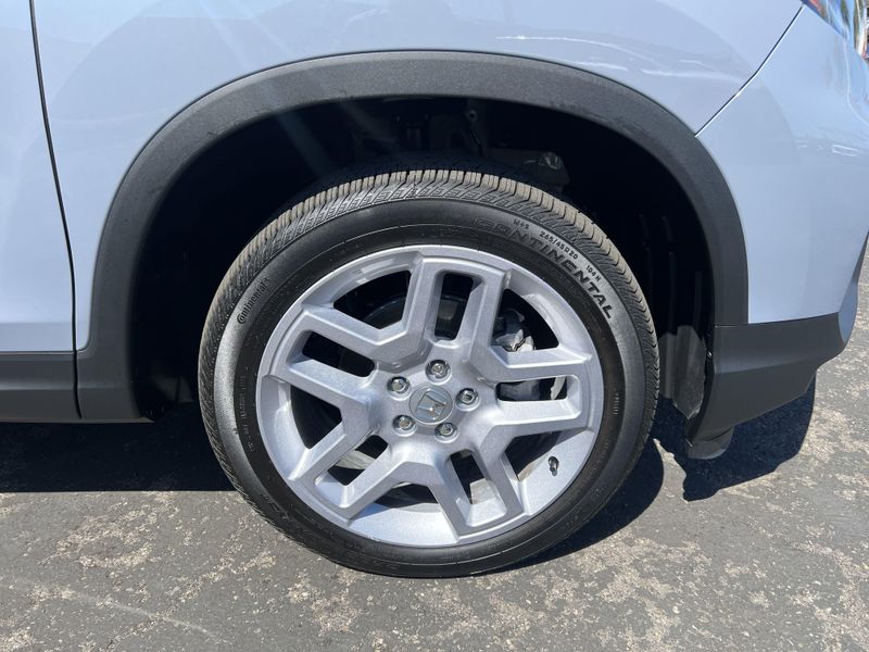 2025 Honda Passport EX-LImage 30