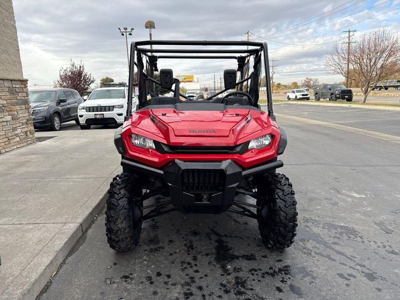 New 2025 Honda PIONEER 10005 DELUXE 