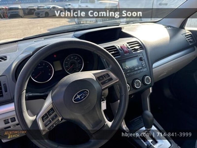 2014 Subaru Forester 2.5iImage 10