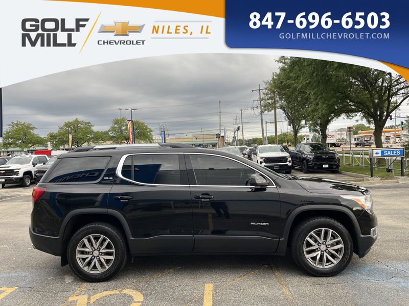 2017 Gmc Acadia SLE photo 4