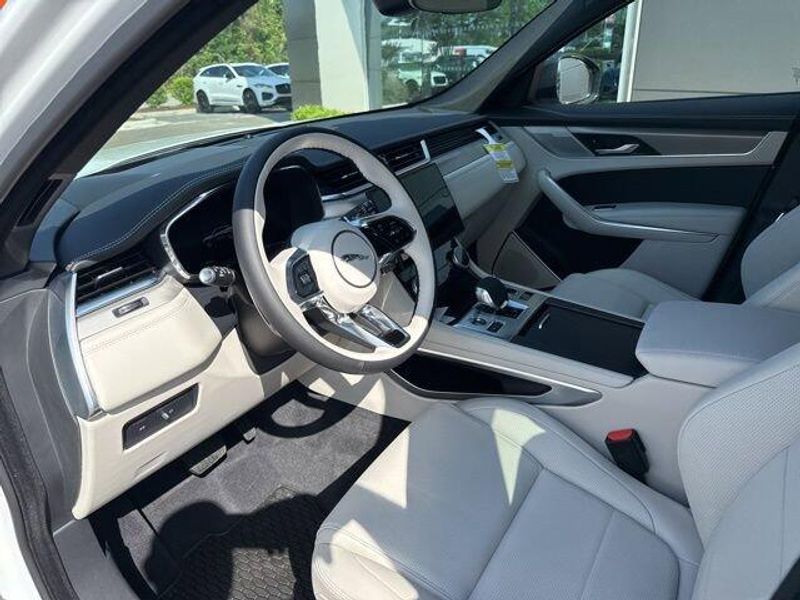 2026 Jaguar F-PACE R-Dynamic S