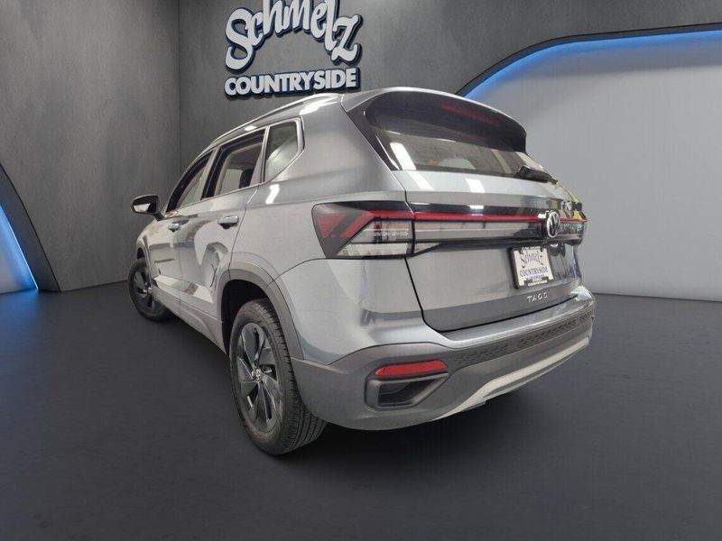 Used 2025 Volkswagen Taos SImage 9