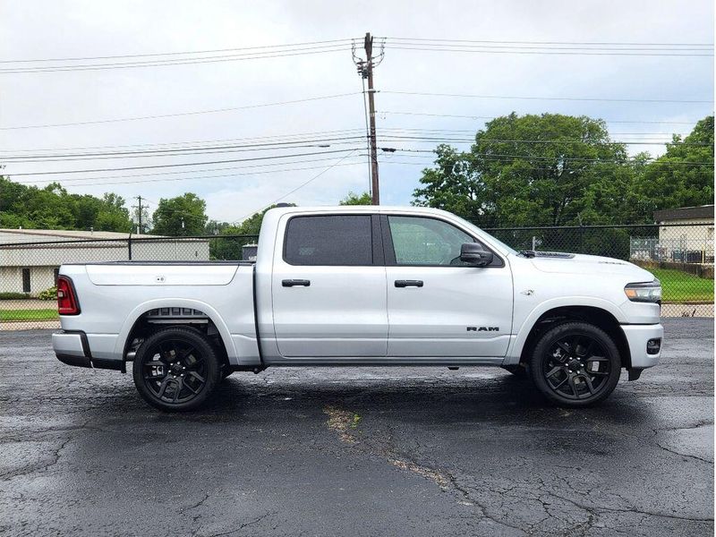 New 2026 RAM 1500 Laramie Crew Cab 4x4 5'7' Box