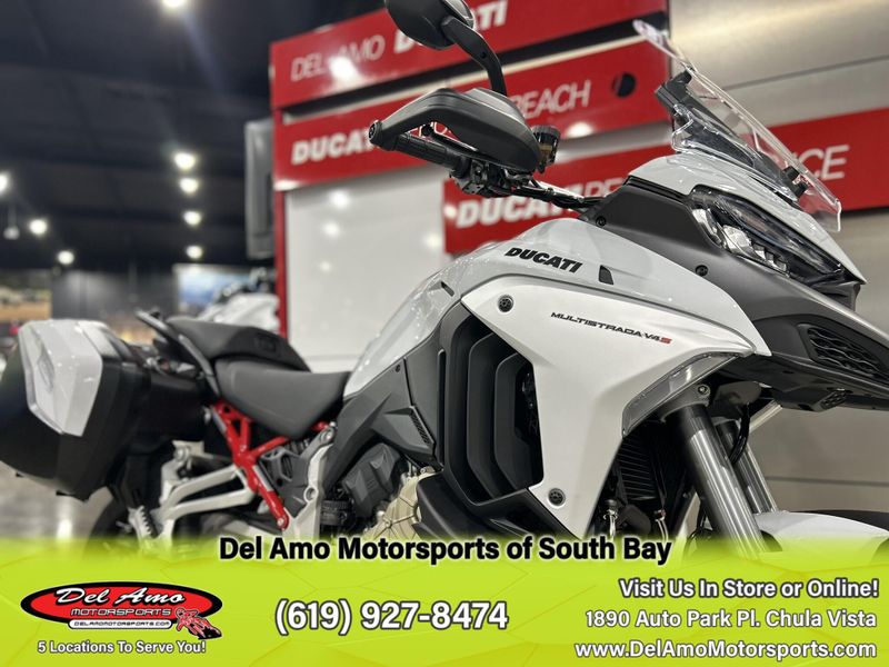 2024 Ducati MULTISTRADA V4 S TRAVEL & RADAR SPOKED WHEELS Image 15