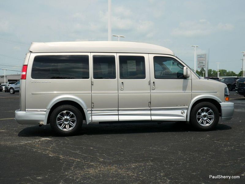 Used 2021 Chevrolet Express Passenger LSImage 13