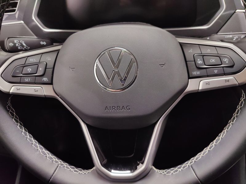2024 Volkswagen Tiguan SE w/3rd Row SeatImage 27