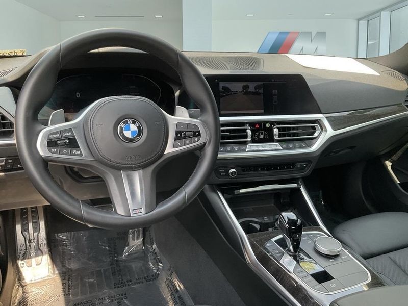 2022 BMW 3 Series 330iImage 27