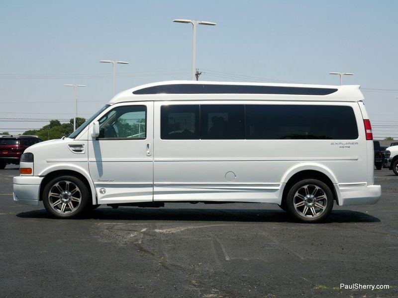 2018 GMC Savana 2500 Image 10