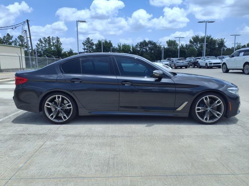 2020 BMW 5 Series M550i xDriveImage 9