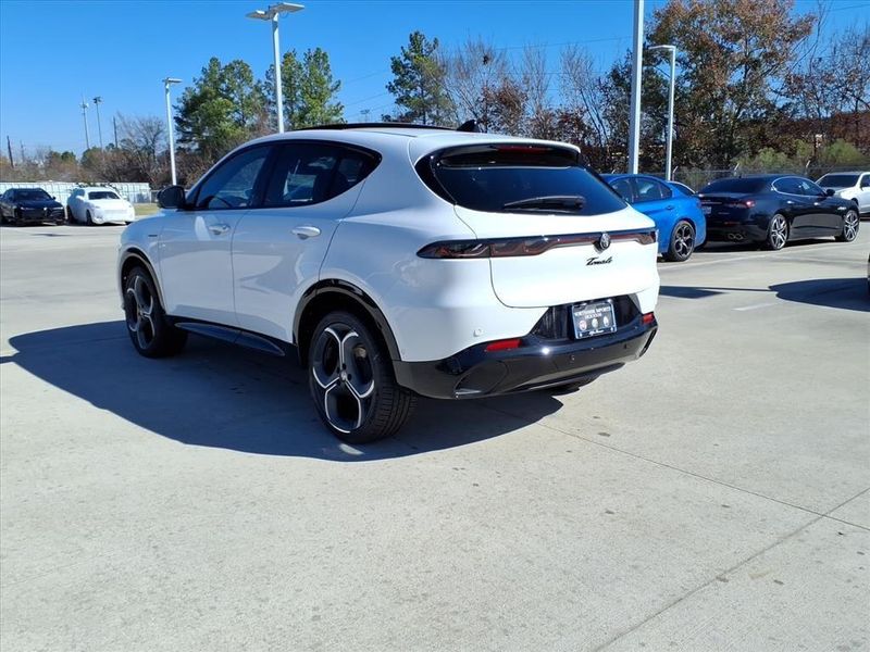 New 2026 Alfa Romeo Tonale VeloceImage 9