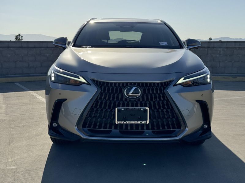 New 2026 Lexus NX 450h+ PremiumImage 3